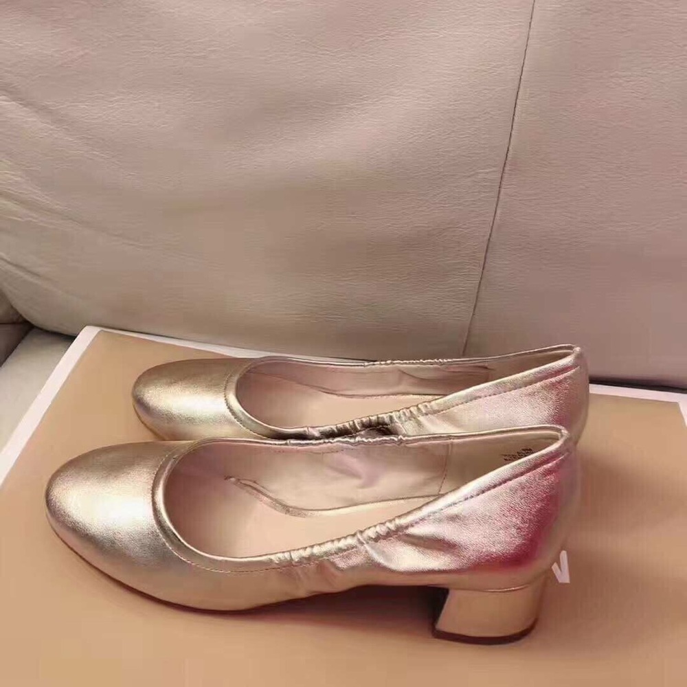 Nine West - Picture 2 of 5